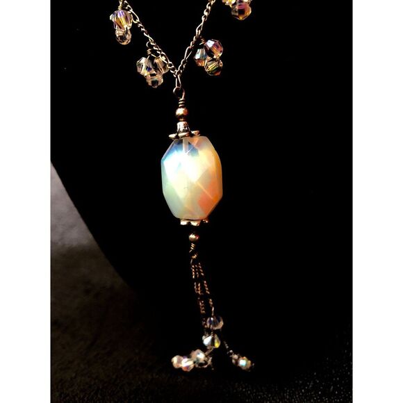 14 Inch Milk Glass and Aurora Borealis Vintage Style Necklace by Lia Sophia - Picture 2 of 8